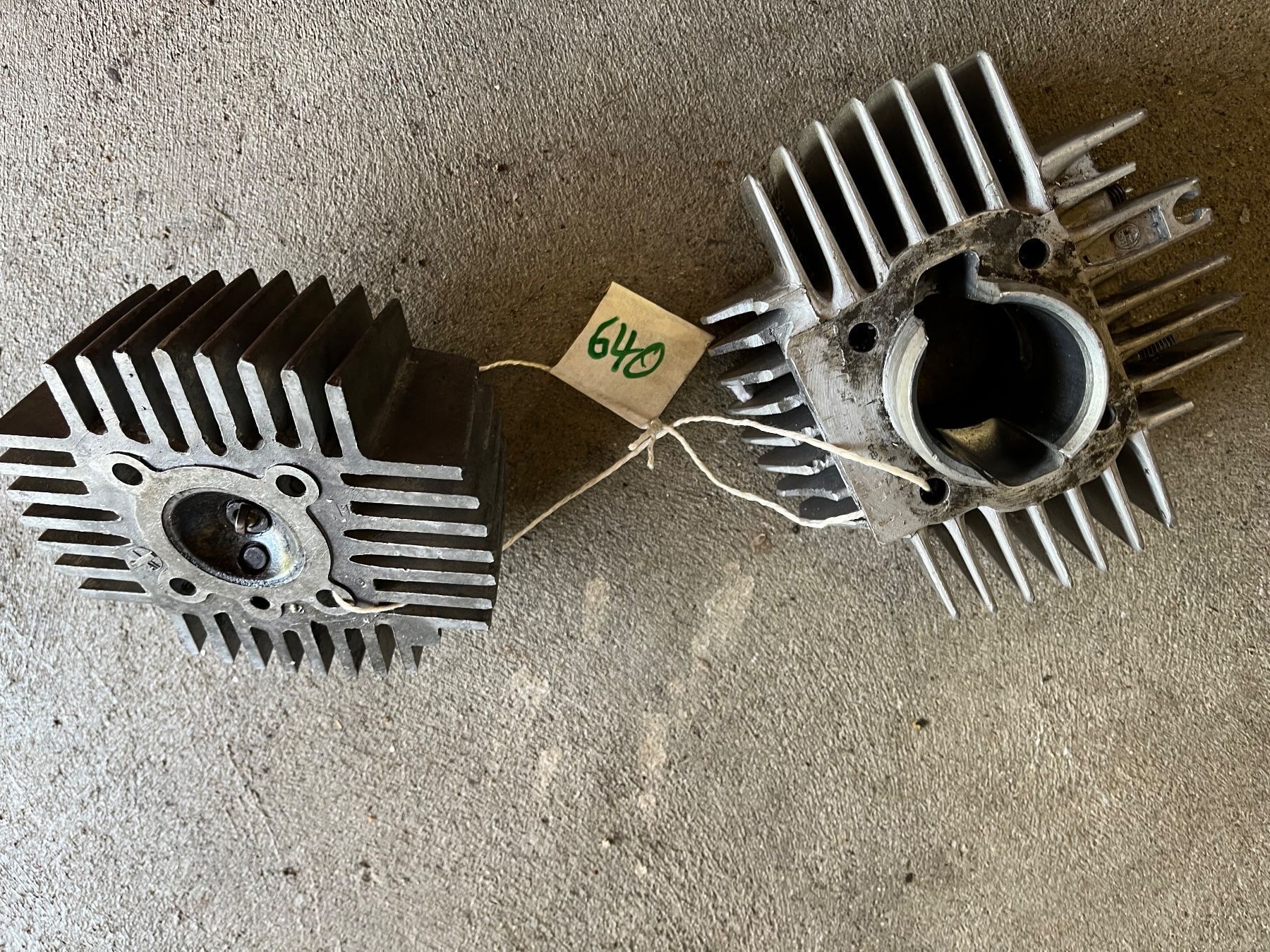 Puch Parti ricambio per ciclomotori: Puch Maxi/X30 Zylinder – Difettoso da Fahrni b. Thun venduto da berger_tuning34