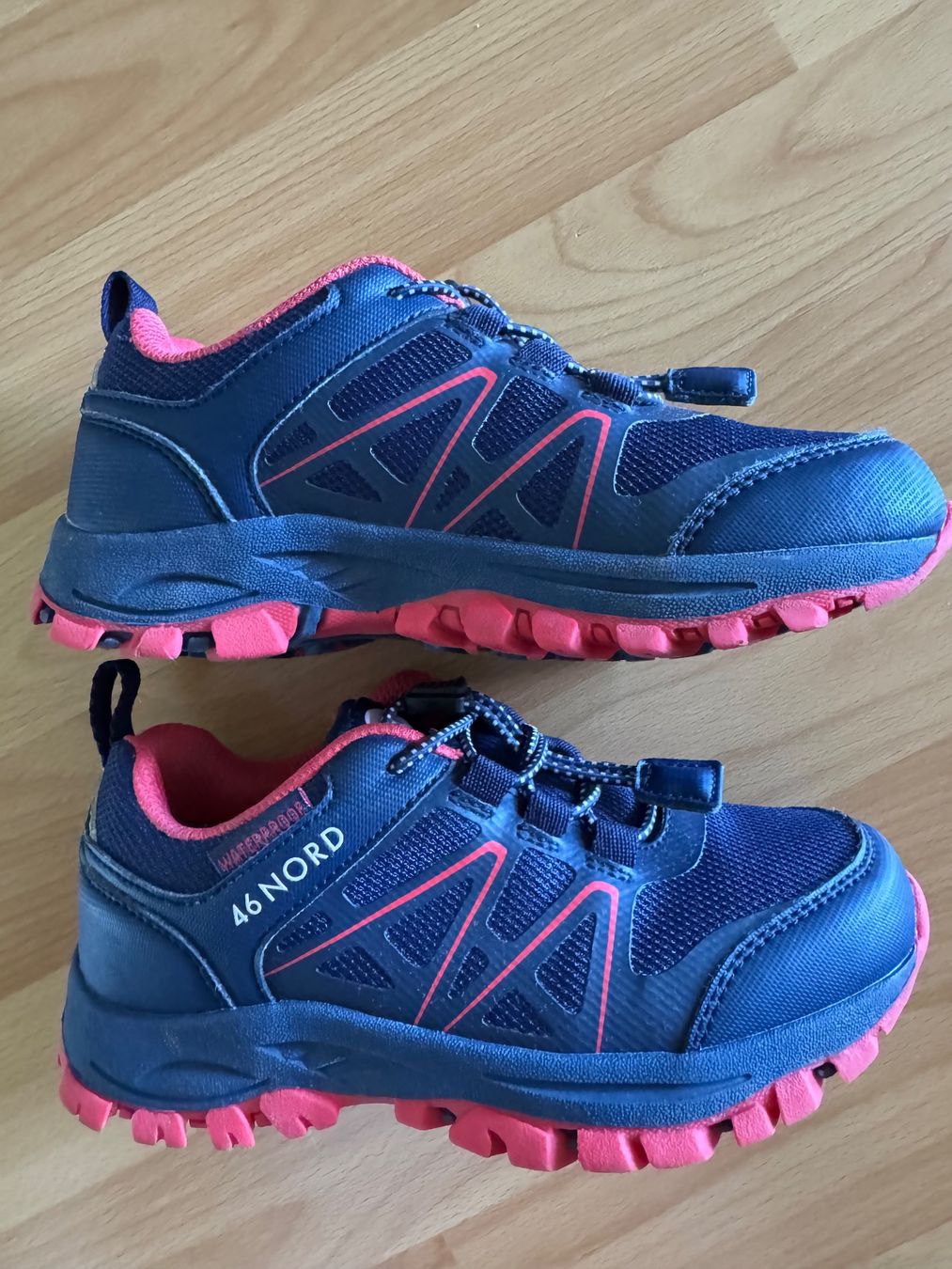 46 Nord Scarpe per ragazze: Wanderschuhe  (Gr.30) – Nuovo (secondo la descrizione) da Moosseedorf venduto da SDmedia