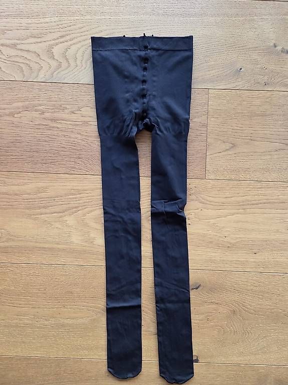 Calze & Collant: Schwarze Umstandsstrumpfhose, Grösse S – Usato da Grub AR venduto da fab_hzc7 1