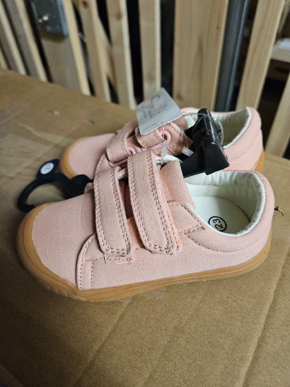 Schuhe für Mädchen: Rosa Kinderschuhe, Grösse 23, Neu – Neu und originalverpackt aus Zürich von qer_2t8q 2