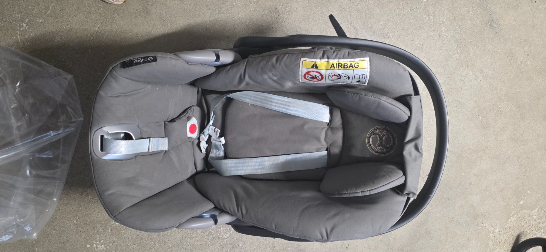 Seggiolini per auto: Cybec cloud Z – Usato da Dübendorf venduto da sev_2jfw 1