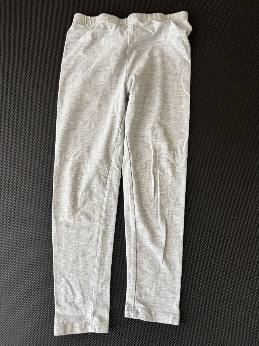 H&M Calze & Collant: Leggings Hellgrau 116 H&M – Usato da Herzogenbuchsee venduto da MoLa85