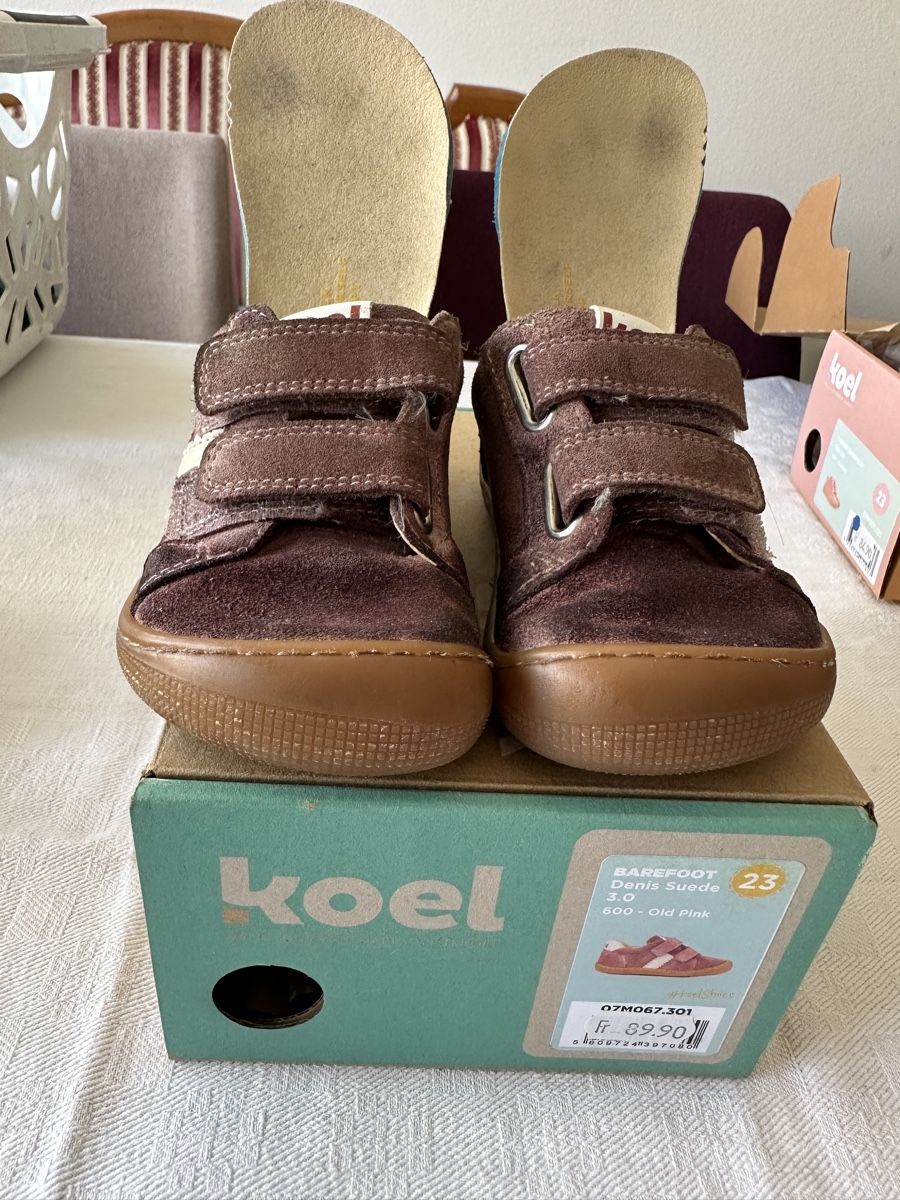 Schuhe für Jungen: Koel Barfussschuhe Kind Grösse 23 Old Pink – Gebraucht aus Köniz von Bern3099