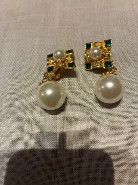 Ciondoli: pendentif oreilles – Usato da Evilard venduto da nenette01 1