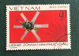 Briefmarken aus Vietnam gestempelt    Siehe Original Fotos.