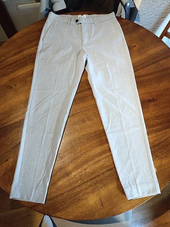 Anzüge: Pantalon costume gris – Gebraucht aus yvonand von JeremyC25 1