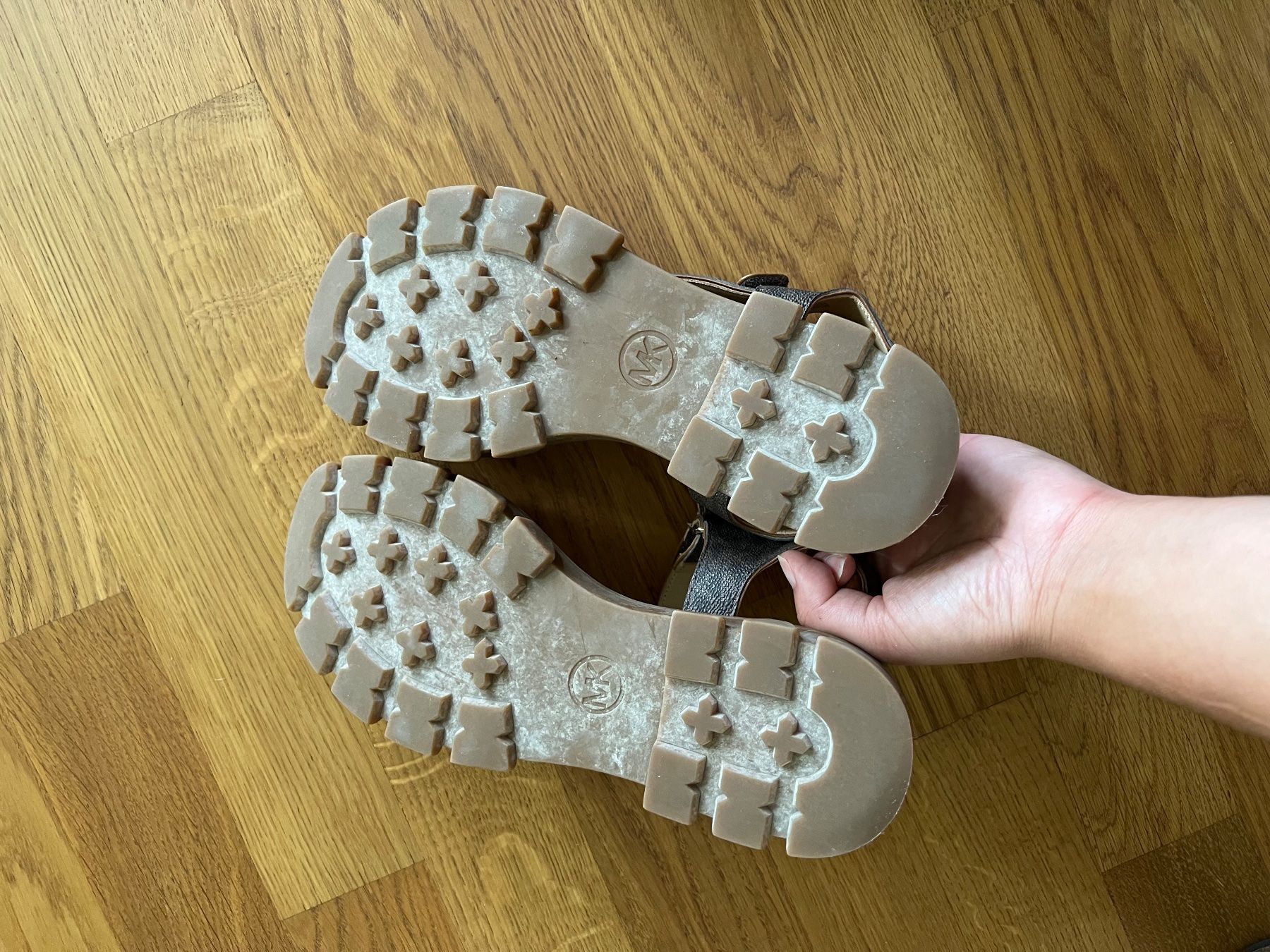 Michael Kors Scarpe da donna: MK Michael Kors Damenschuhe – Usato da Uznach venduto da Ya_x7x6 4