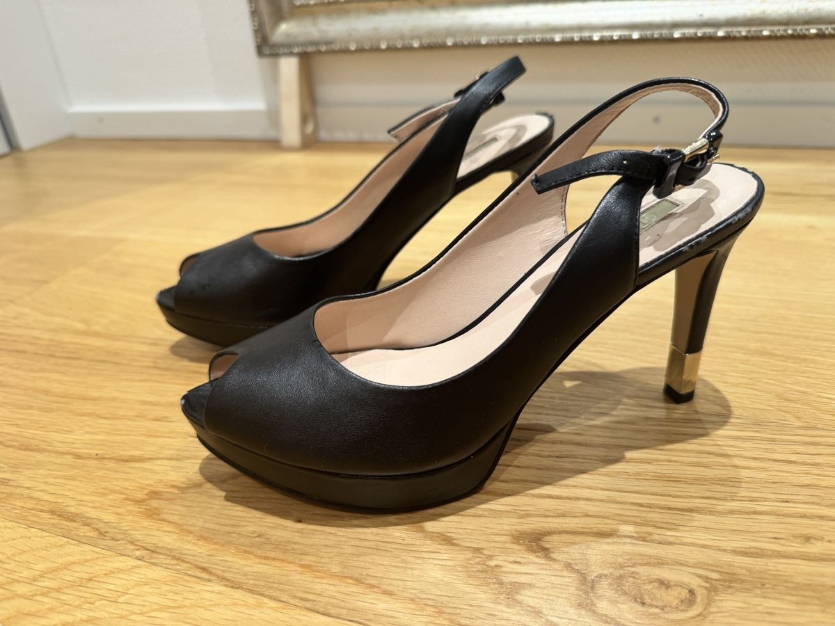 Guess Scarpe da donna: Guess Slingpumps Schwarz, Leder, Gr. 36 1/2 – Usato da Bremgarten AG venduto da val_ch