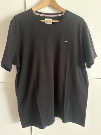 T-shirt Tommy Jeans noir taille XL