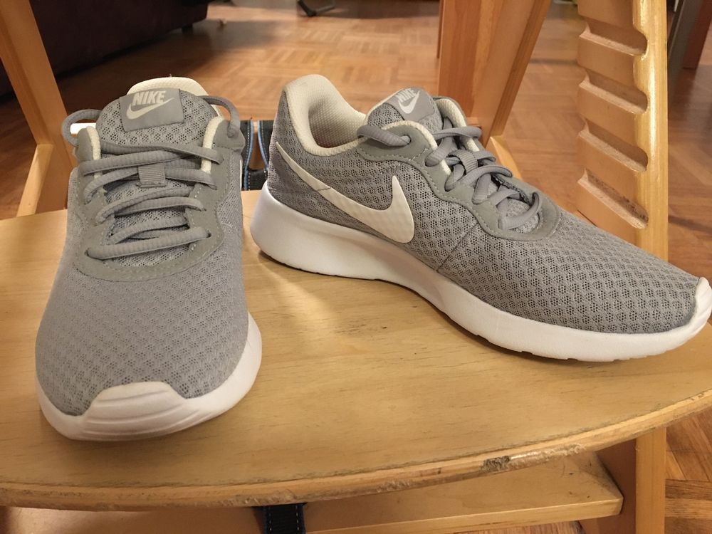 Nike tanjun store damen 375