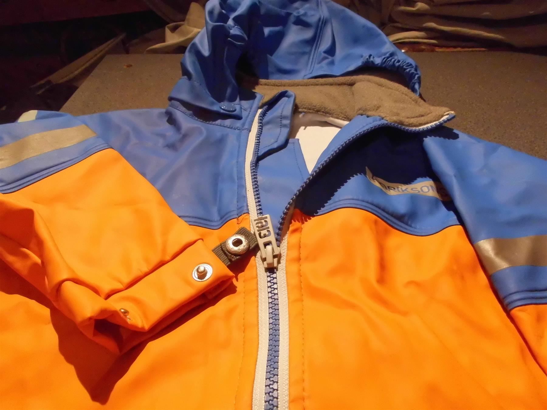 Didriksons Jacken & Mäntel: Regenjacke Grösse 90, Didriksons, blau/orange – Gebraucht aus Zürich von abraxas1291 1
