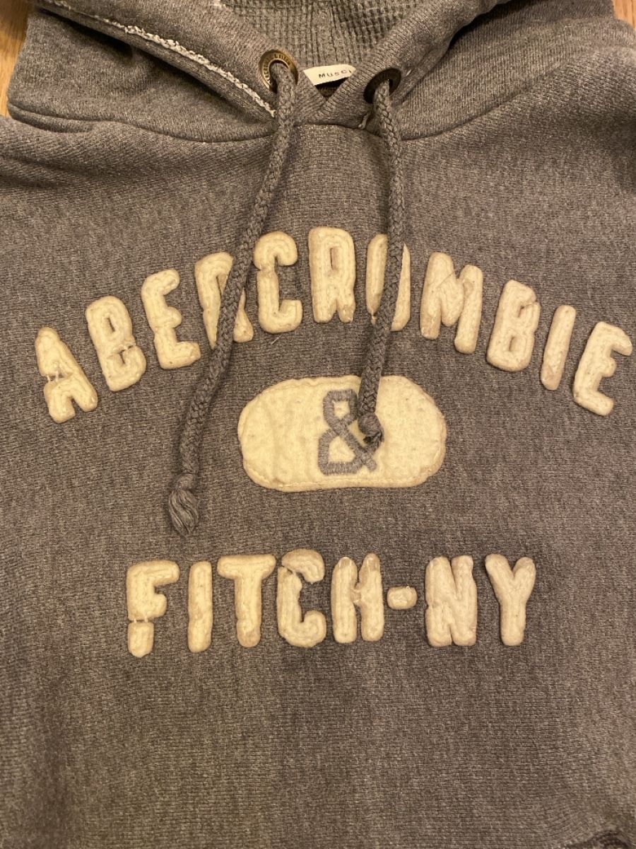 Abercrombie Maglioni & Felpe: Herren Abercrombie & Fitch Pullover , Grau, Gr. M – Usato da Weesen venduto da vvo_fj7m 2