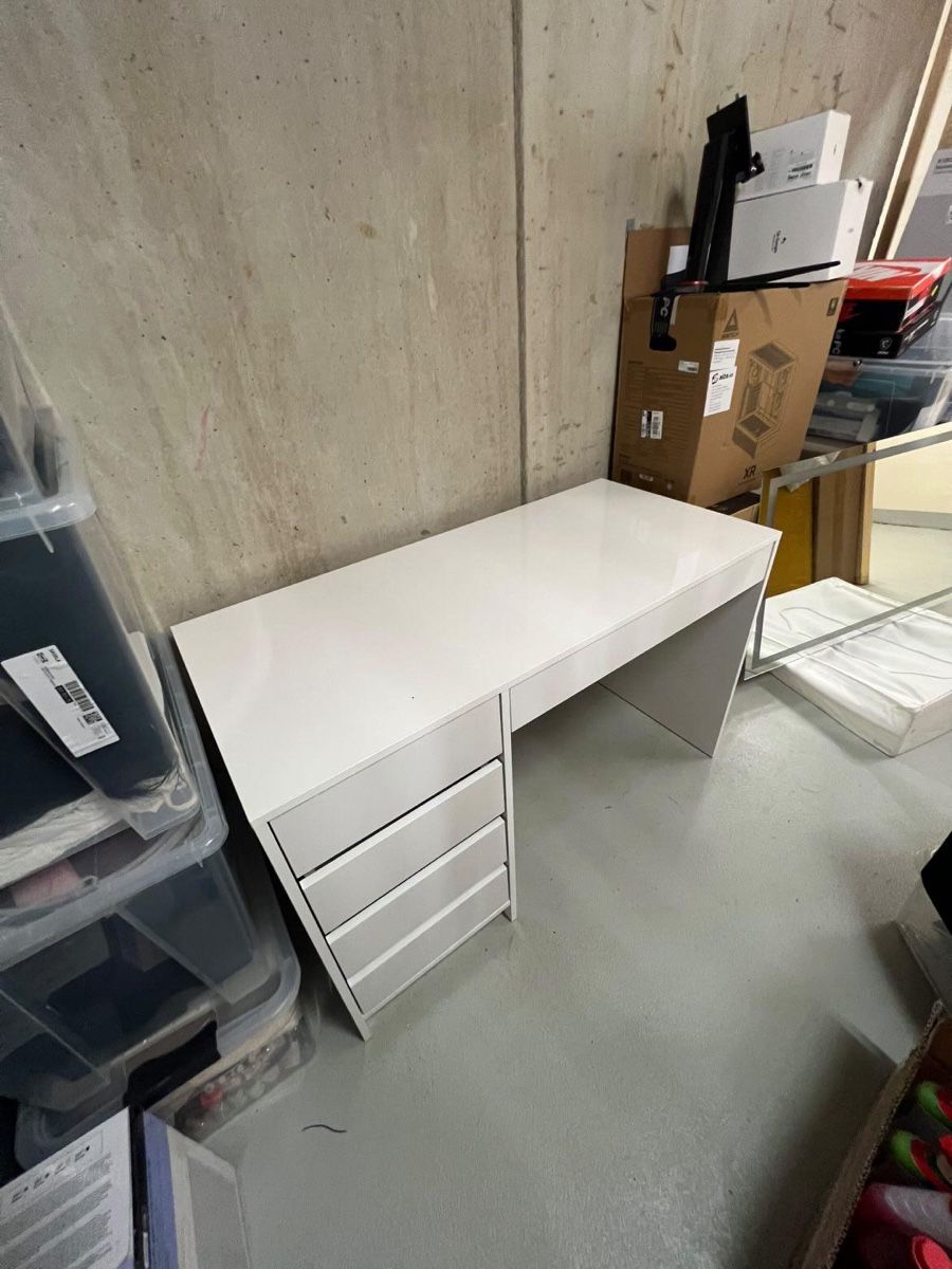 Tavoli da trucco: Stylish white makeup desk with mirror – Nuovo (secondo la descrizione) da Zürich venduto da tha_yg2g 1