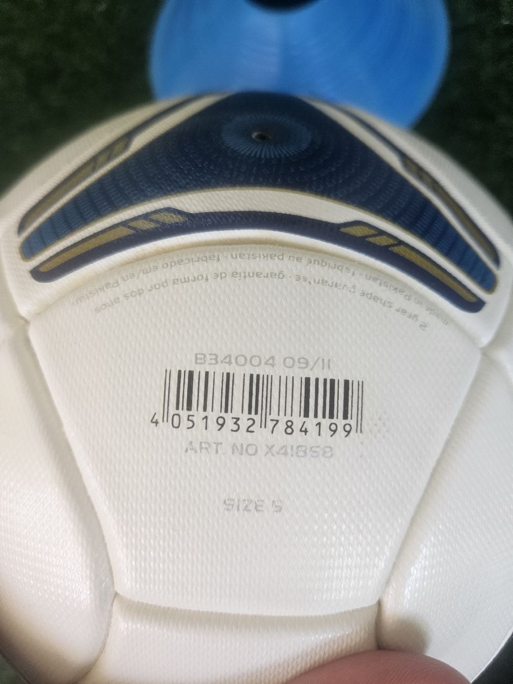 Adidas Bälle: Adidas Official Matchball Tango 12  – Defekt aus Emmenbrücke von TopGato 4