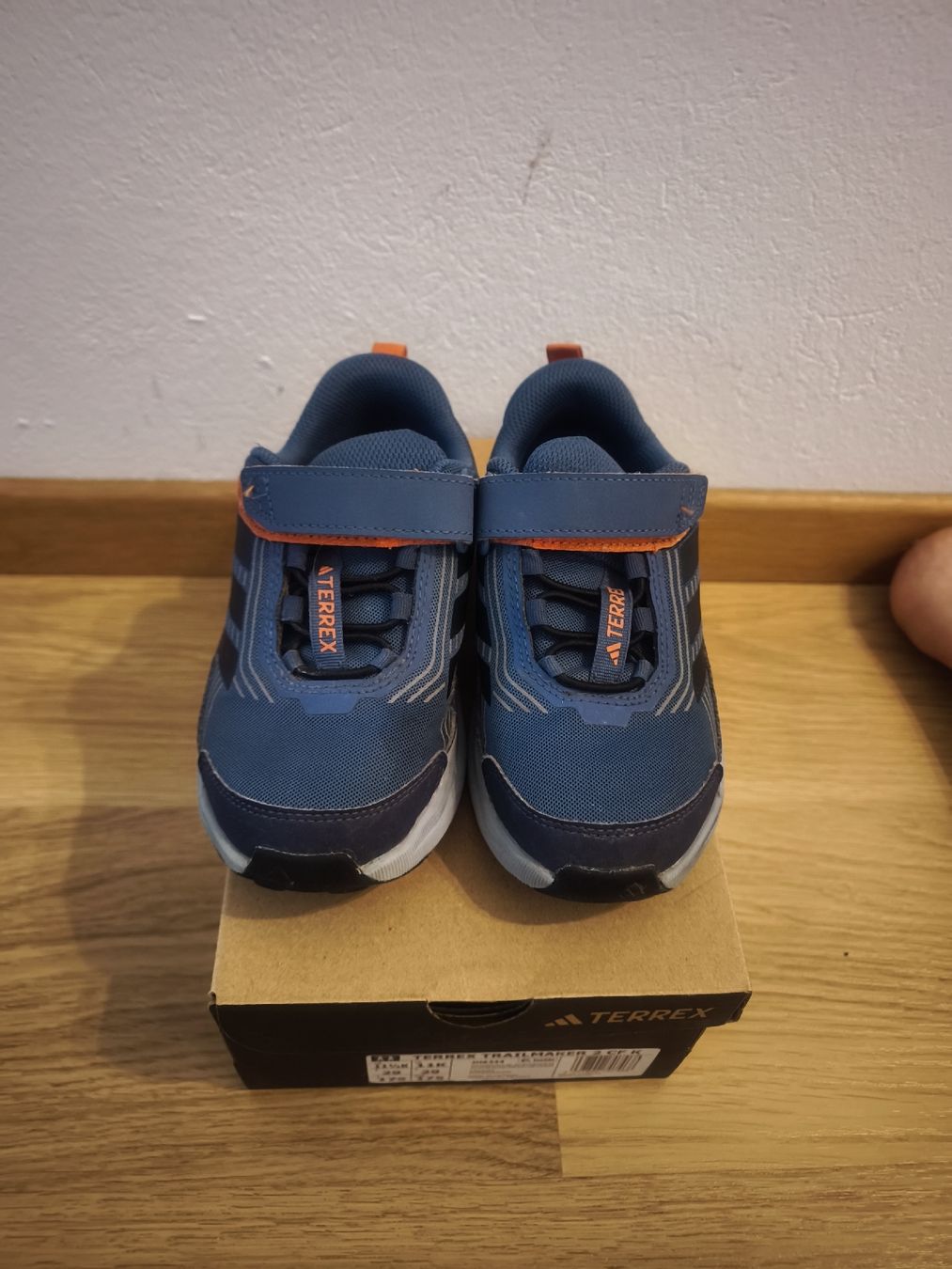 Adidas Schuhe für Jungen: Adidas terrex Kinder Wanderschuhe Gr. 29 – Gebraucht aus Murten von pla_j9qh 1