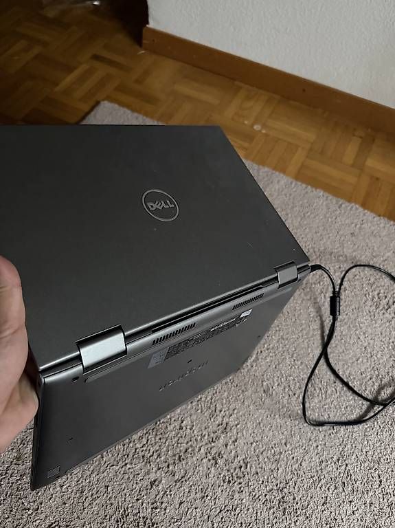 Notebook: Laptop Dell inspiron 13 – Usato da Fribourg venduto da qen_sj87 2