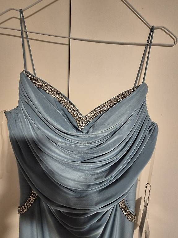 Kleider: Abendkleid Damen – Neu (gemäss Beschreibung) aus Hochdorf von Isa.9944 2