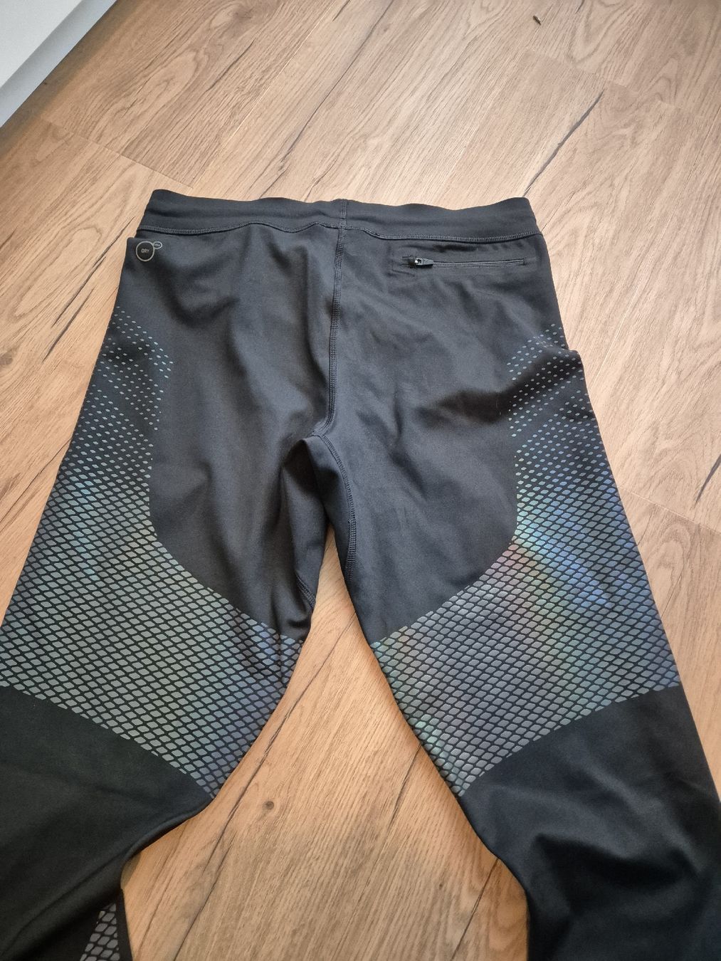 Puma Leggings: Puma Leggins Gr. L – Usato da Wil SG venduto da FionaSmile 2