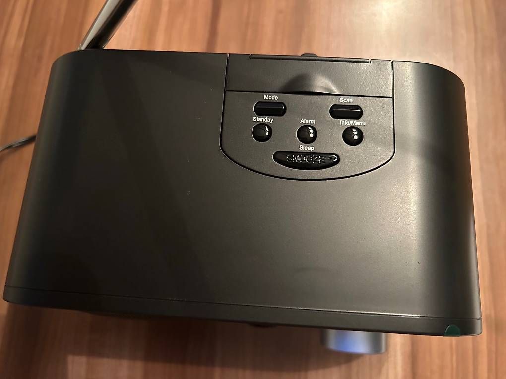 Radio: DAB Radio – Usato da Ettiswil venduto da SHE75 4