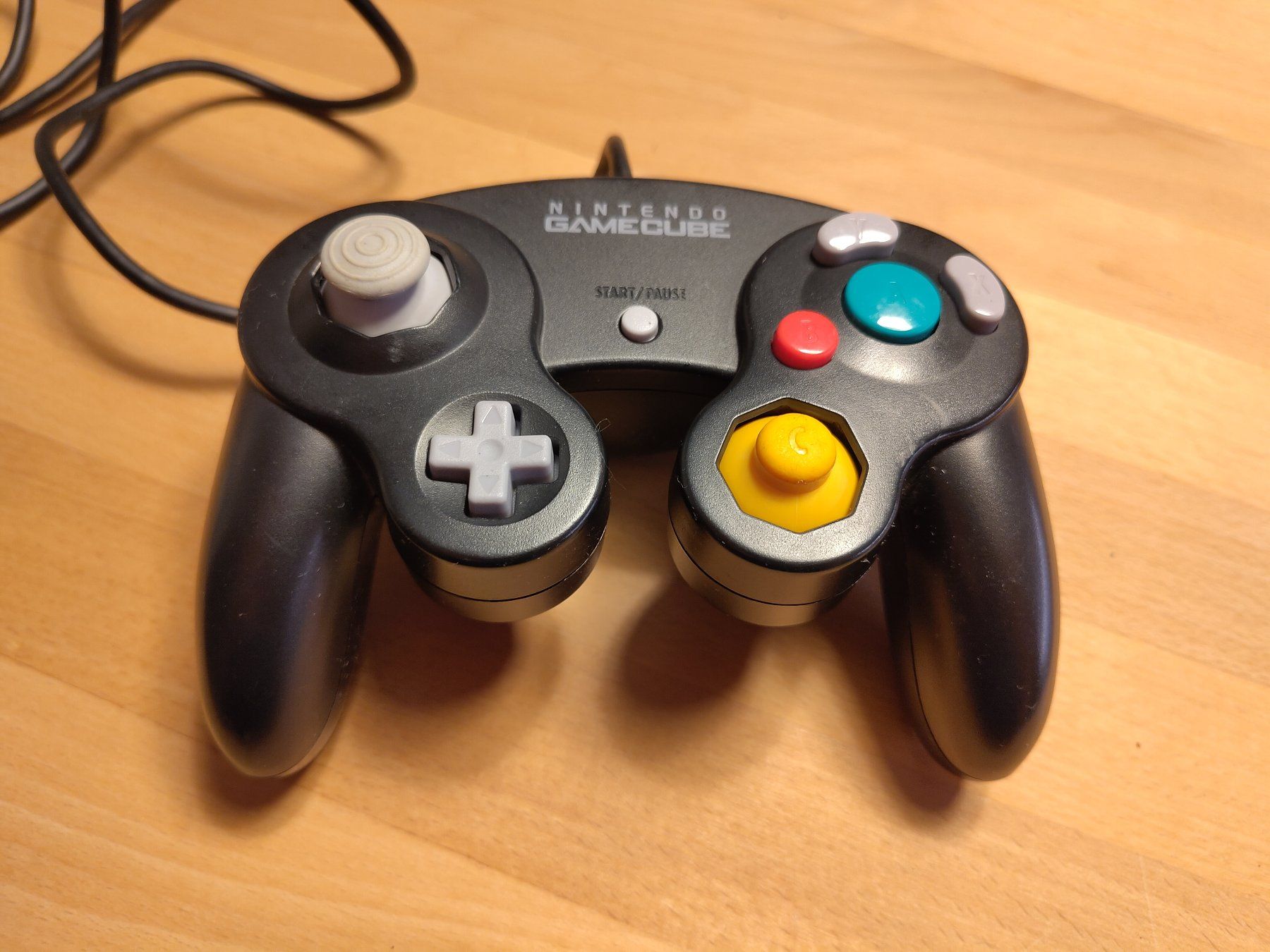 Nintendo Controller: Original Nintendo Gamecube Controller schwarz - gereinigt – Gebraucht aus Kloten von  1