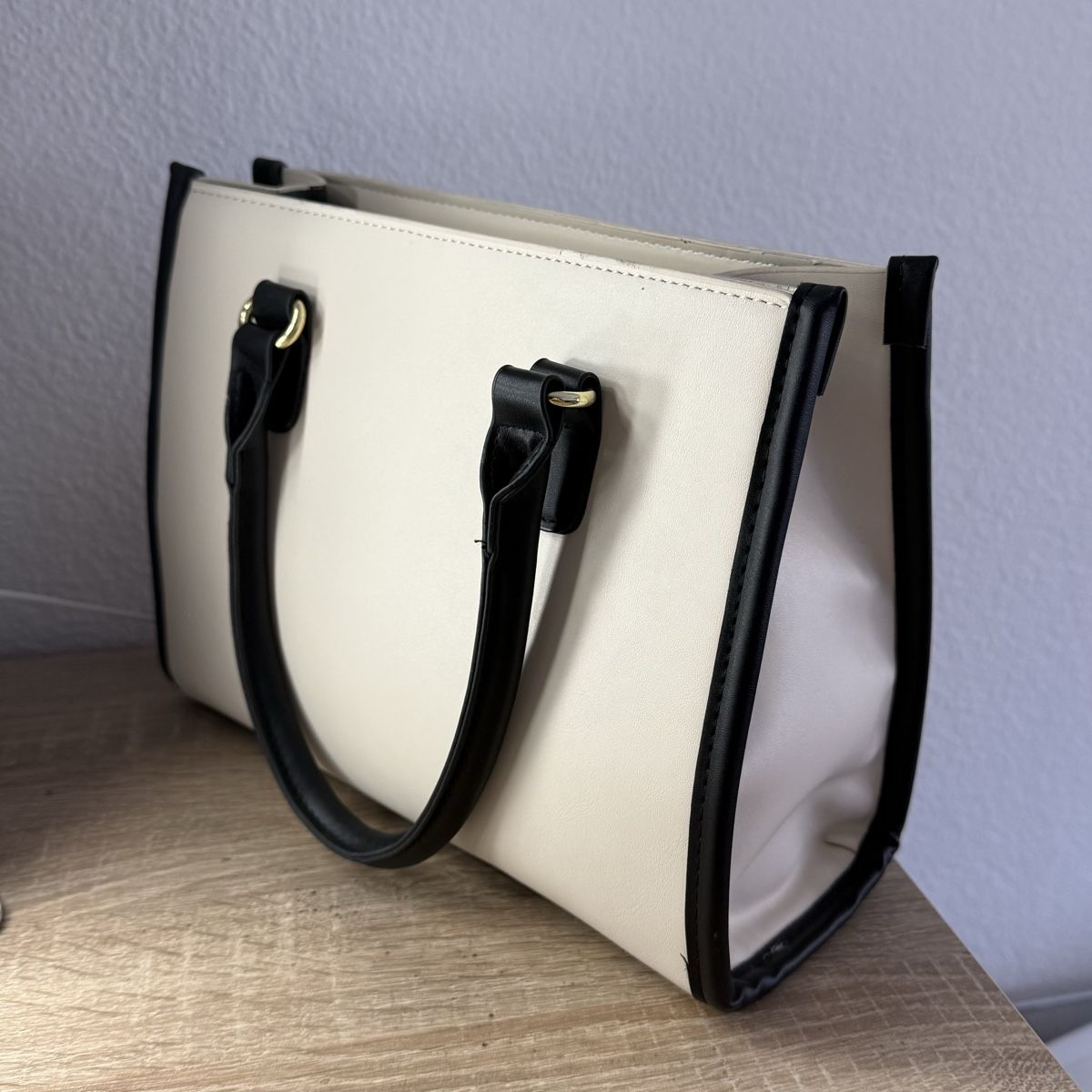 Taschen für Damen: Handtasche – Neu (gemäss Beschreibung) aus Baar von elexata 1