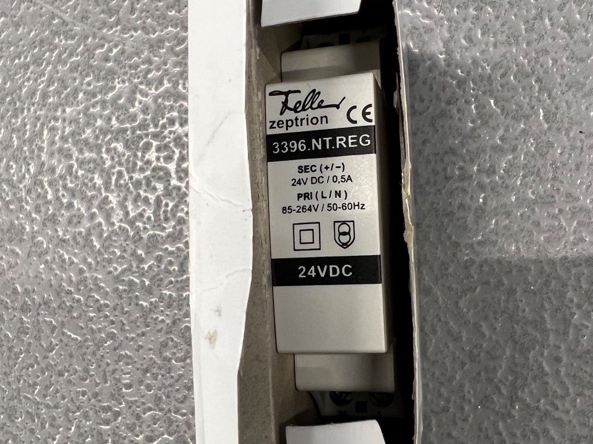 Feller Componenti elettronici: Feller Zeptrion / REG-Netzteil 230VAC/24VDC – Nuovo e nell'imballaggio originale da Romanshorn venduto da DonRicardoo 1