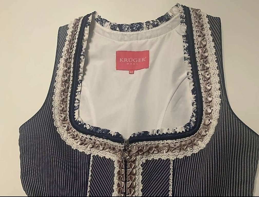 Lotti di vestiti: Krüger Dirndl inkl. 2 Blusen – Usato da Mühlrüti venduto da xantos27 1