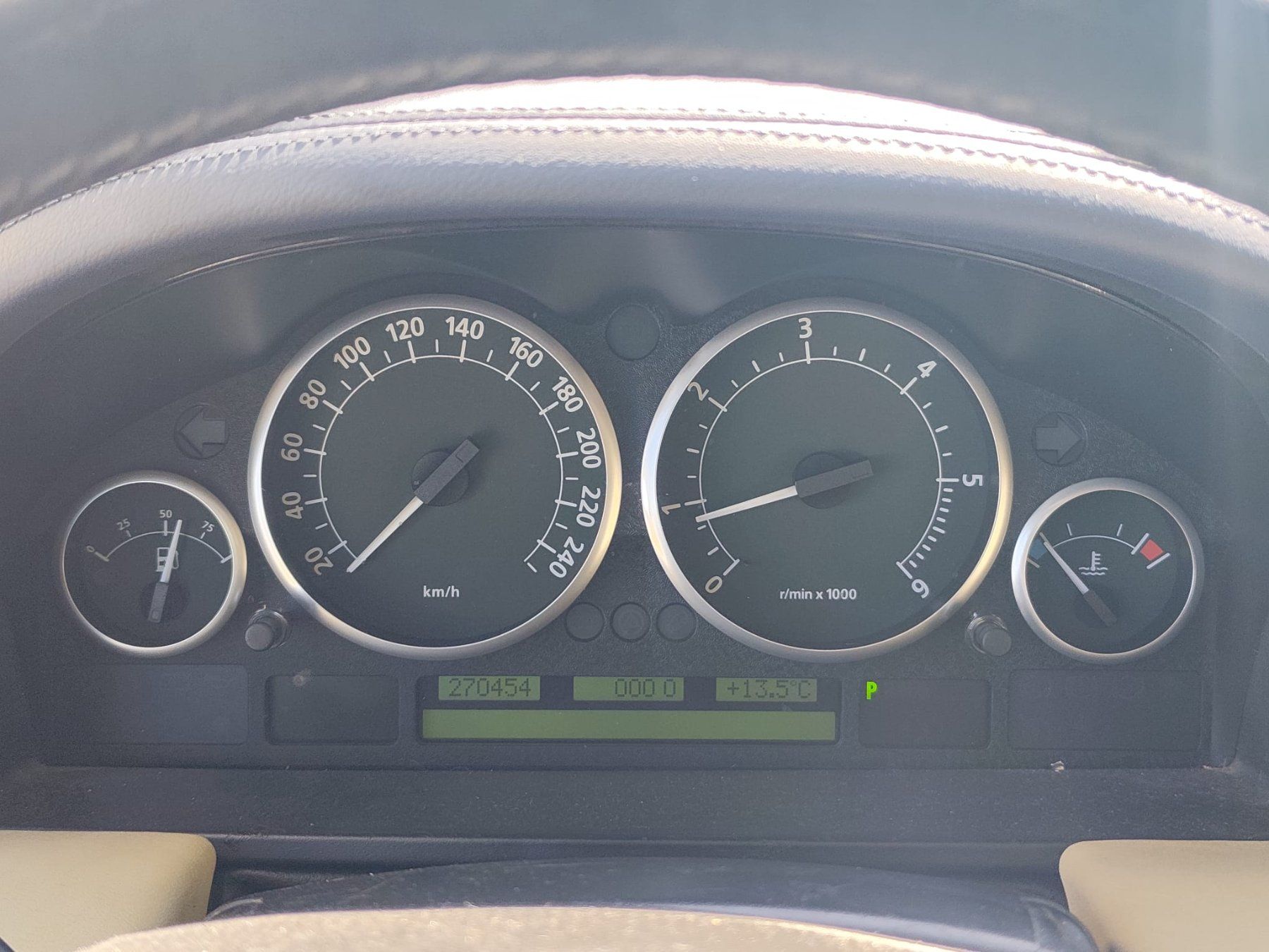 Land Rover Automobili: Range Rover Vogue Td6 (BMW) – Difettoso da Untervaz venduto da TheGarage 3