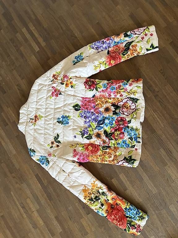 Vestes: Jacke – D'occasion à Fribourg par cassis2012 1