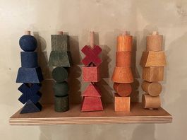 geometrische Formen Stapelspiel aus Holz
