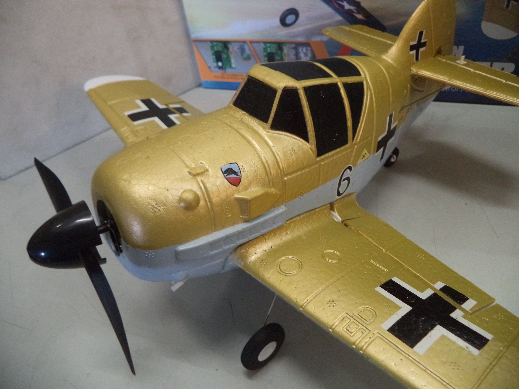 Modellismo RC: Q VERSION FIGHTER A250 Messerschmitt 109 – Nuovo e nell'imballaggio originale da Rieden AG venduto da Wirth03 1