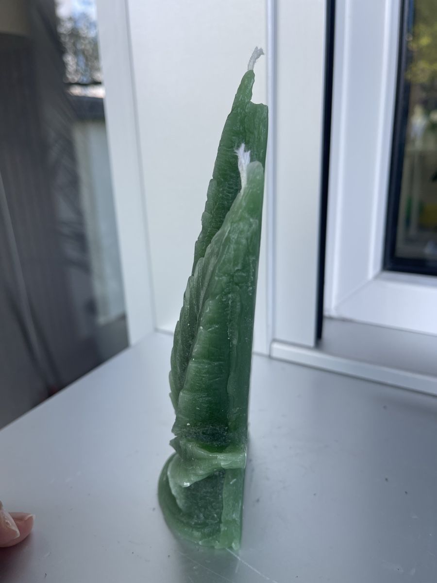 Kerzen: Cannabis Leaf Handmade Deco Candle – Gebraucht aus Wetzikon ZH von man_7mn7 1
