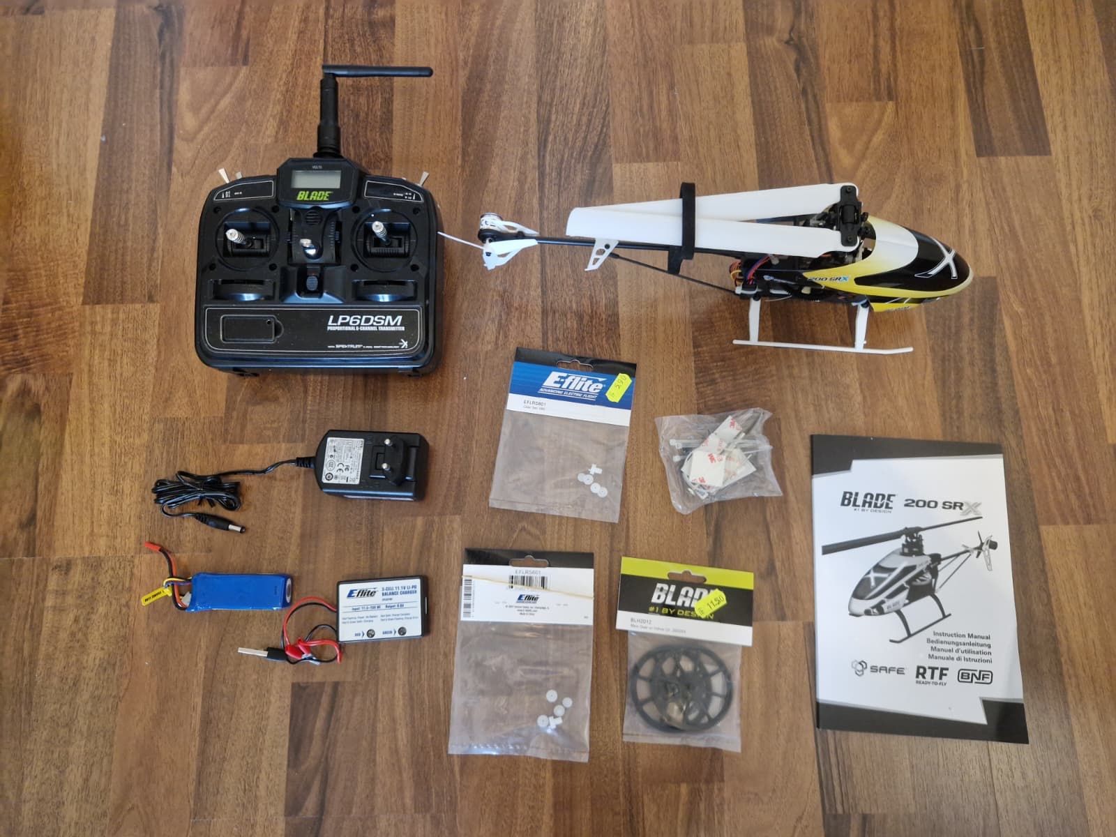 Kit di modellismo & Modellini statici: Hélicoptère télécommandé RC Blade 200 SR X (RTF), Neuf – Nuovo e nell'imballaggio originale da Paudex venduto da gui_pgd7 6
