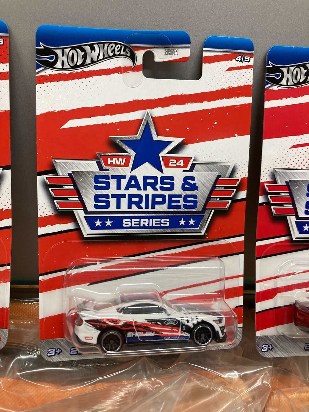 Hot Wheels Modellini d'auto: Hot Wheels Stars & Stripes Set – Nuovo e nell'imballaggio originale da Teufenthal AG venduto da jana63sc 4