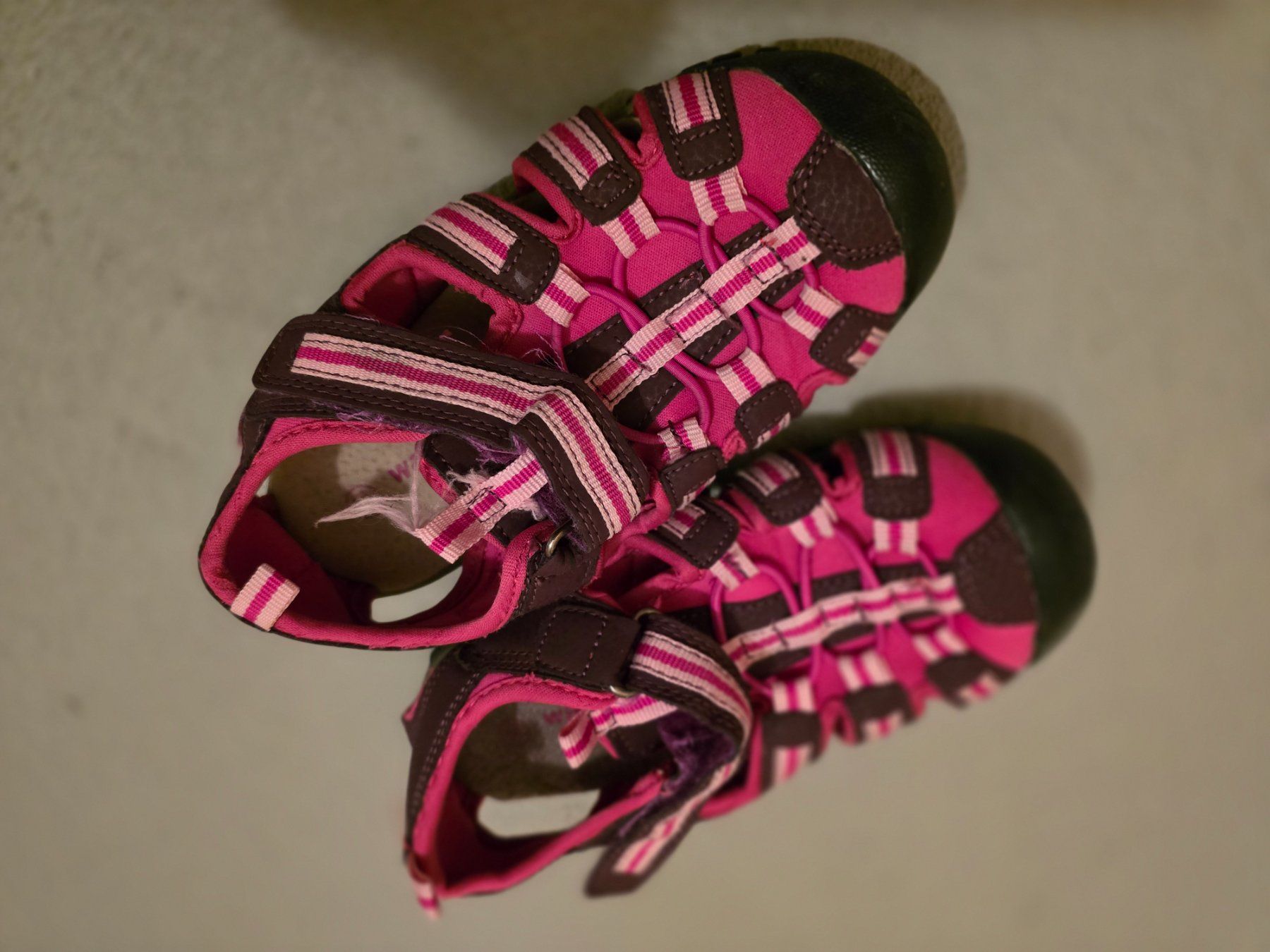 Scarpe per ragazze: Sandalen Gr. 30 – Usato da Büttikon AG venduto da Amineah