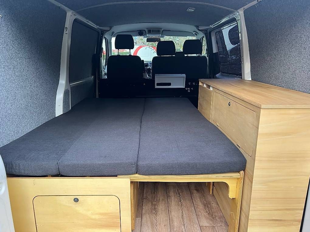 Veicoli da campeggio: VW T5.2 Camper – Usato da Vilters venduto da rit_c6dt 2