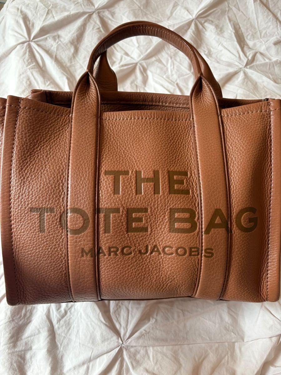 Marc Jacobs Taschen: The Tote Bag von Marc Jacobs ab 10.— – Gebraucht aus Langnau am Albis von Meldoik