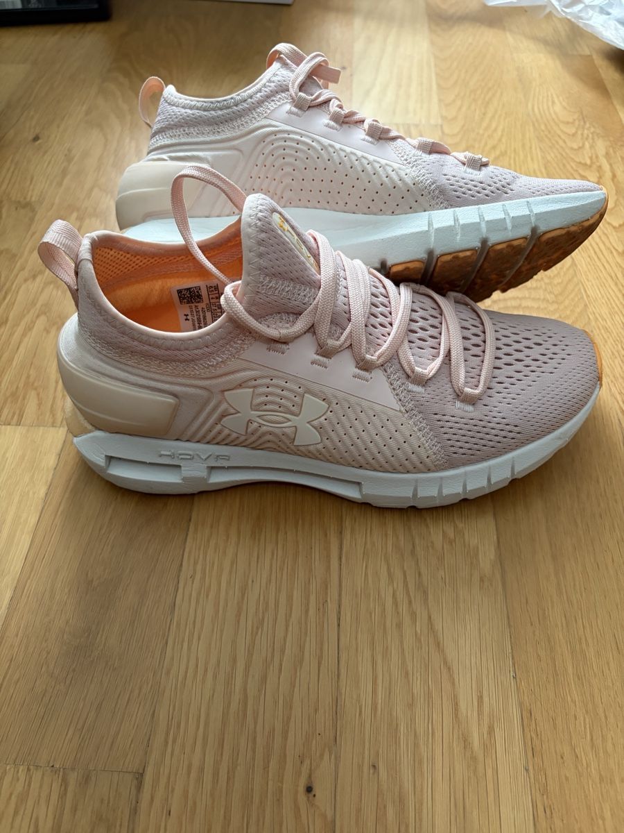 Under Armour Chaussures femmes: Basket Under Armour 37.5 – D'occasion à Dully par CELINE.D11
