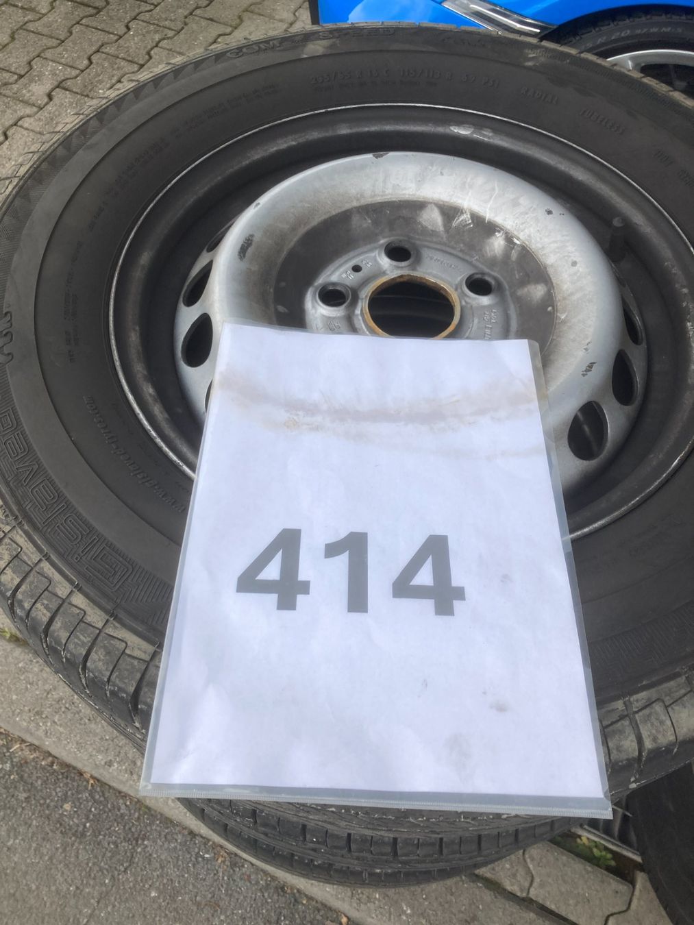 Volkswagen Pneumatici & Ruote complete: VW Crafter Sommerräder 235/65R16 – Usato da Cham venduto da Cham6332 8