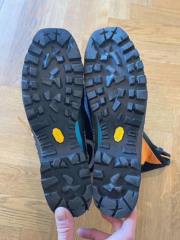Chaussures hommes: Sarpa Phantom Tech HD 44.5 – D'occasion à Progens par gre_wbf5 2