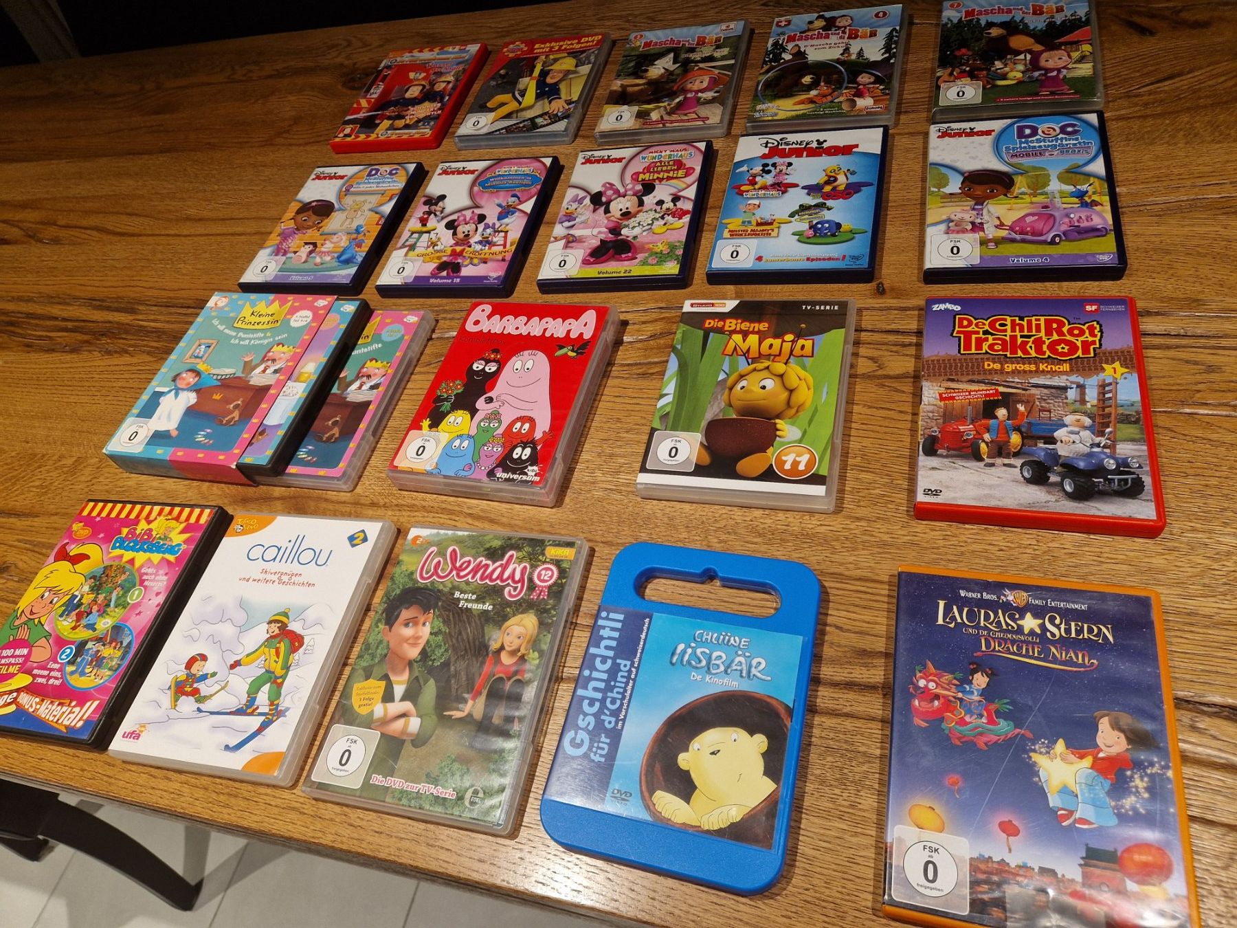 Tutti i DVDs: Kinder DVDs – Usato da Winkel venduto da Moizi 1