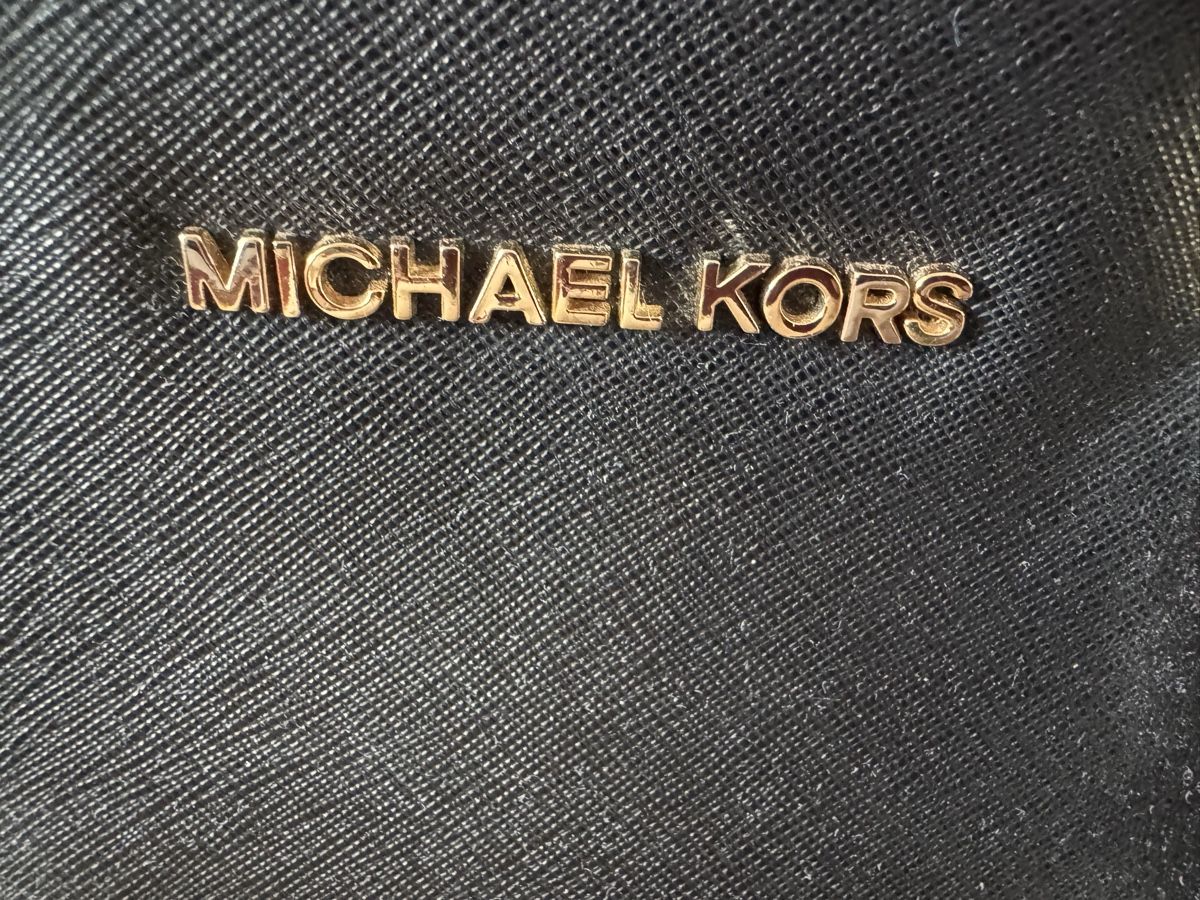 Michael Kors Taschen für Damen: Michael Kors Handtasche schwarz, Kunstleder – Gebraucht aus Oetwil am See von posagabi 3