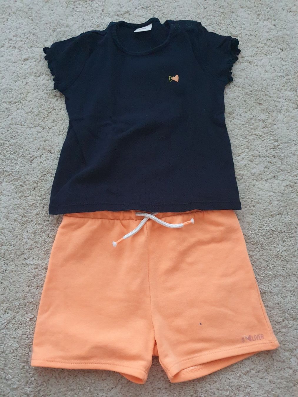 S.Oliver Lotti & Set di vestiti: S.Oliver Short ÷ T-shirt – Usato da Altendorf venduto da MiriCaj