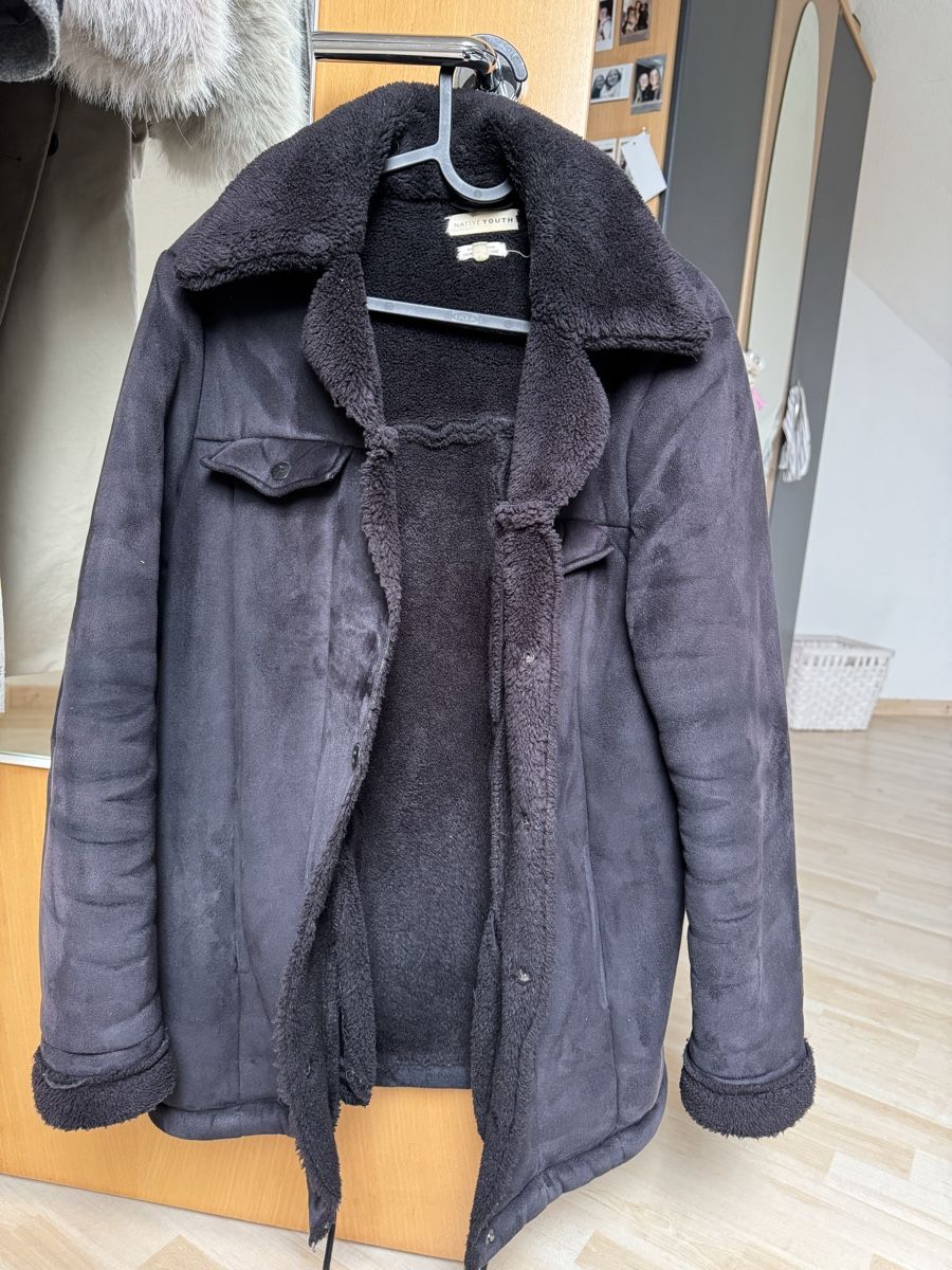 Giacche: Winterjacke mit Fell von NativeYouth – Nuovo (secondo la descrizione) da Urswil venduto da shanabucher 1