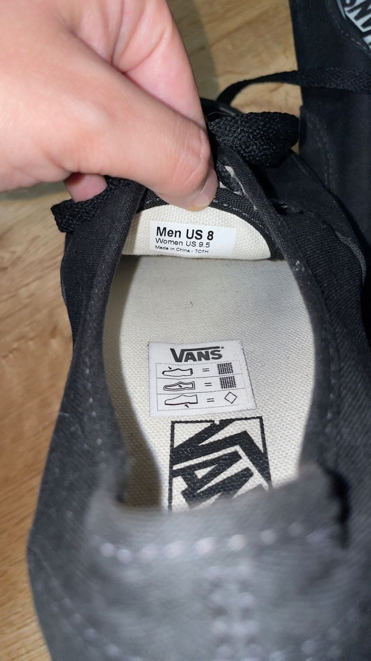 Vans Scarpe da uomo: Vans Schuhe Gr. 41 – Usato da Rickenbach Sulz venduto da Orvieto2000 1