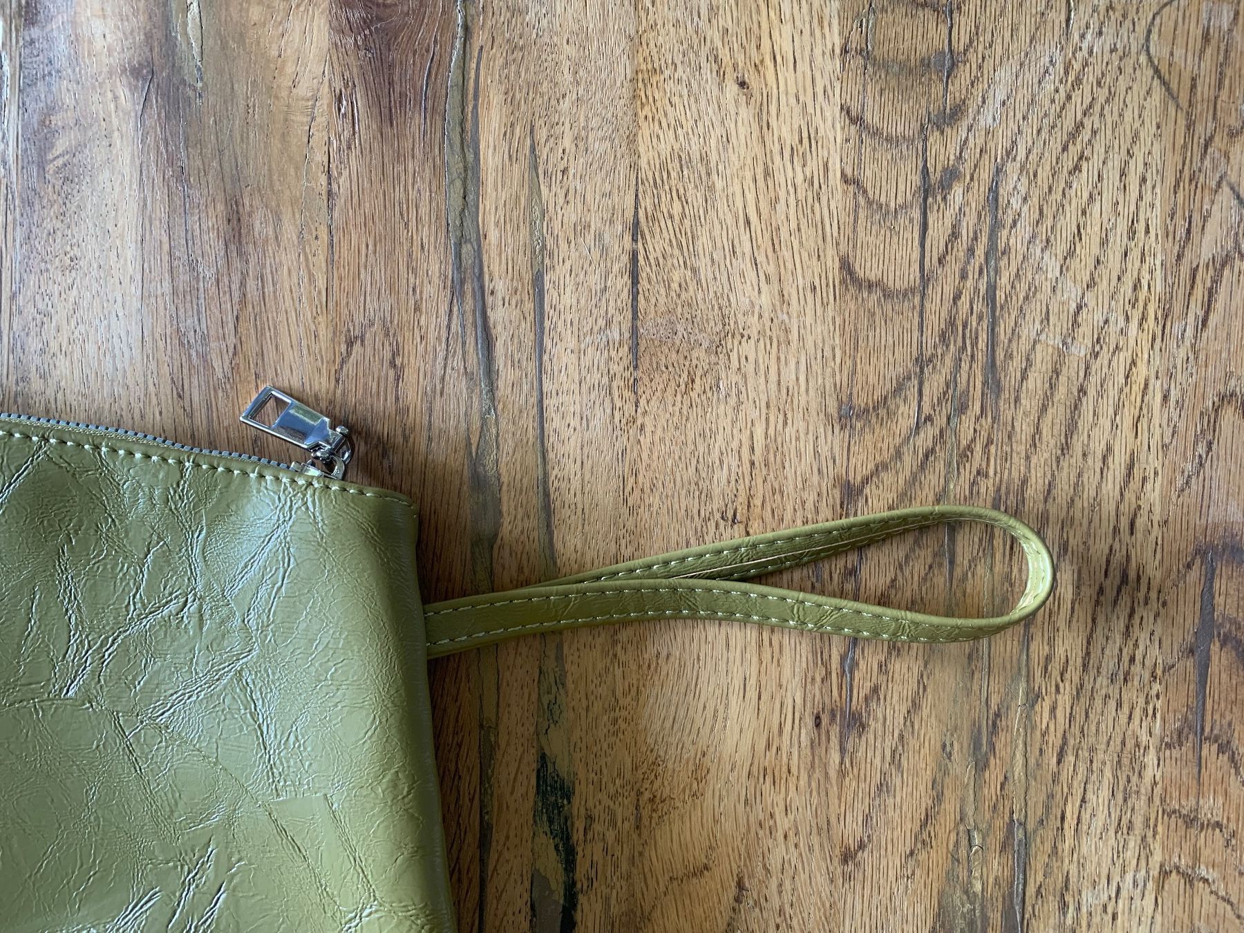 Kosmetikkoffer: Pochette simili cuir kaki – Gebraucht aus Genève von sanchka0 3