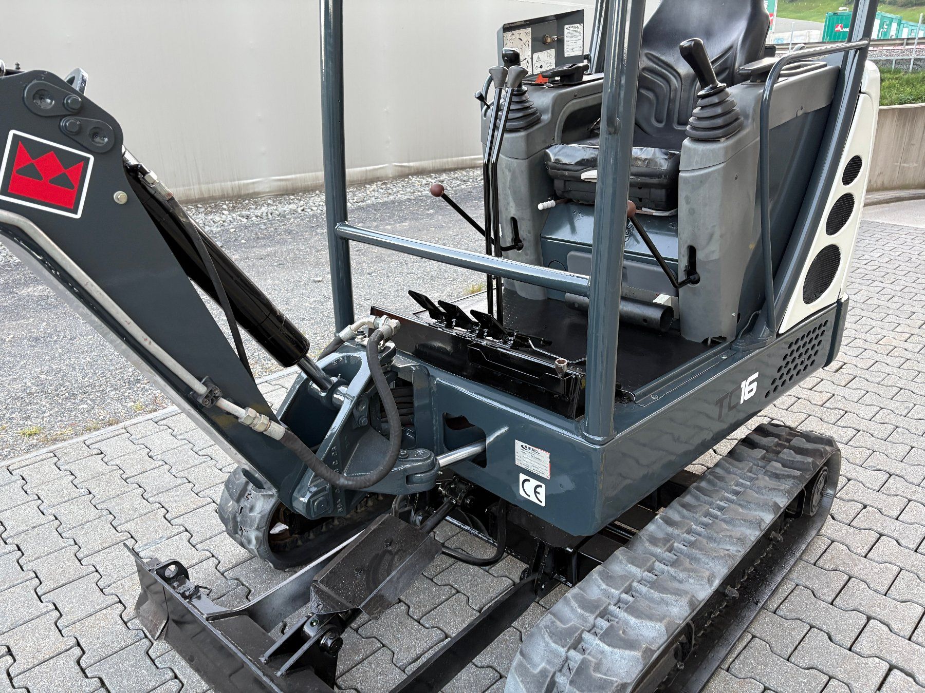 Bagger: Bagger 1.7 To – Gebraucht aus Rothenthurm von FHS6418 4