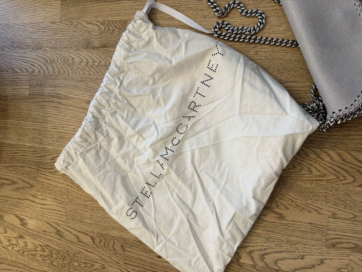 Stella McCartney Borse da donna: Stella McCartney Falabella Wallet on Chain hellgrau – Nuovo (secondo la descrizione) da St. Moritz venduto da maric4 4
