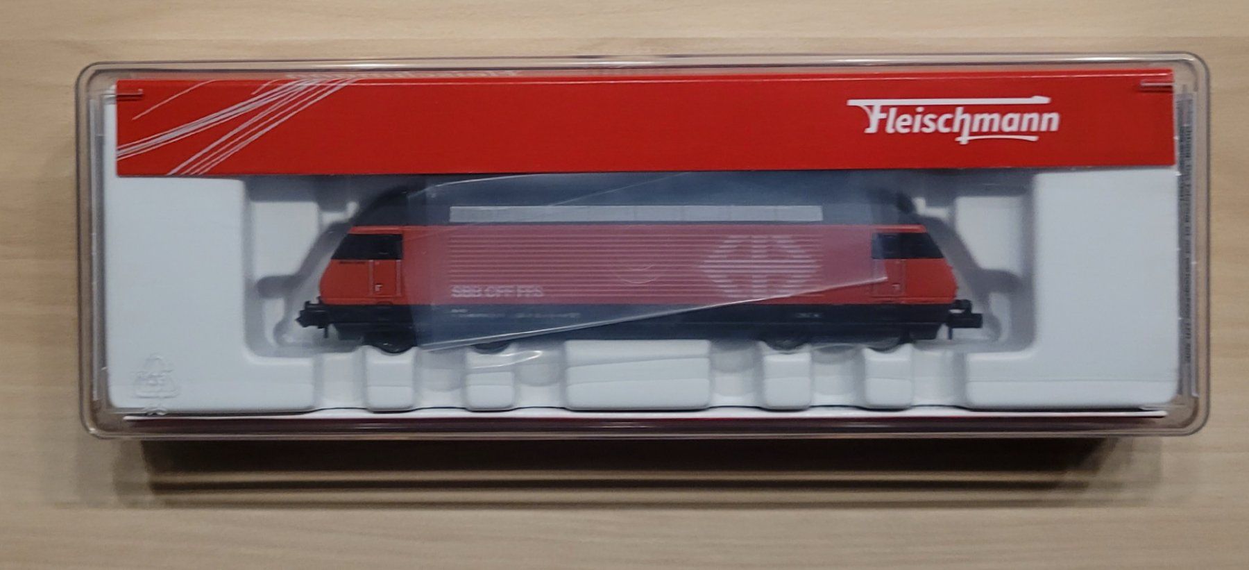 7560012 Locomotive électrique Re 460 073-0, CFF