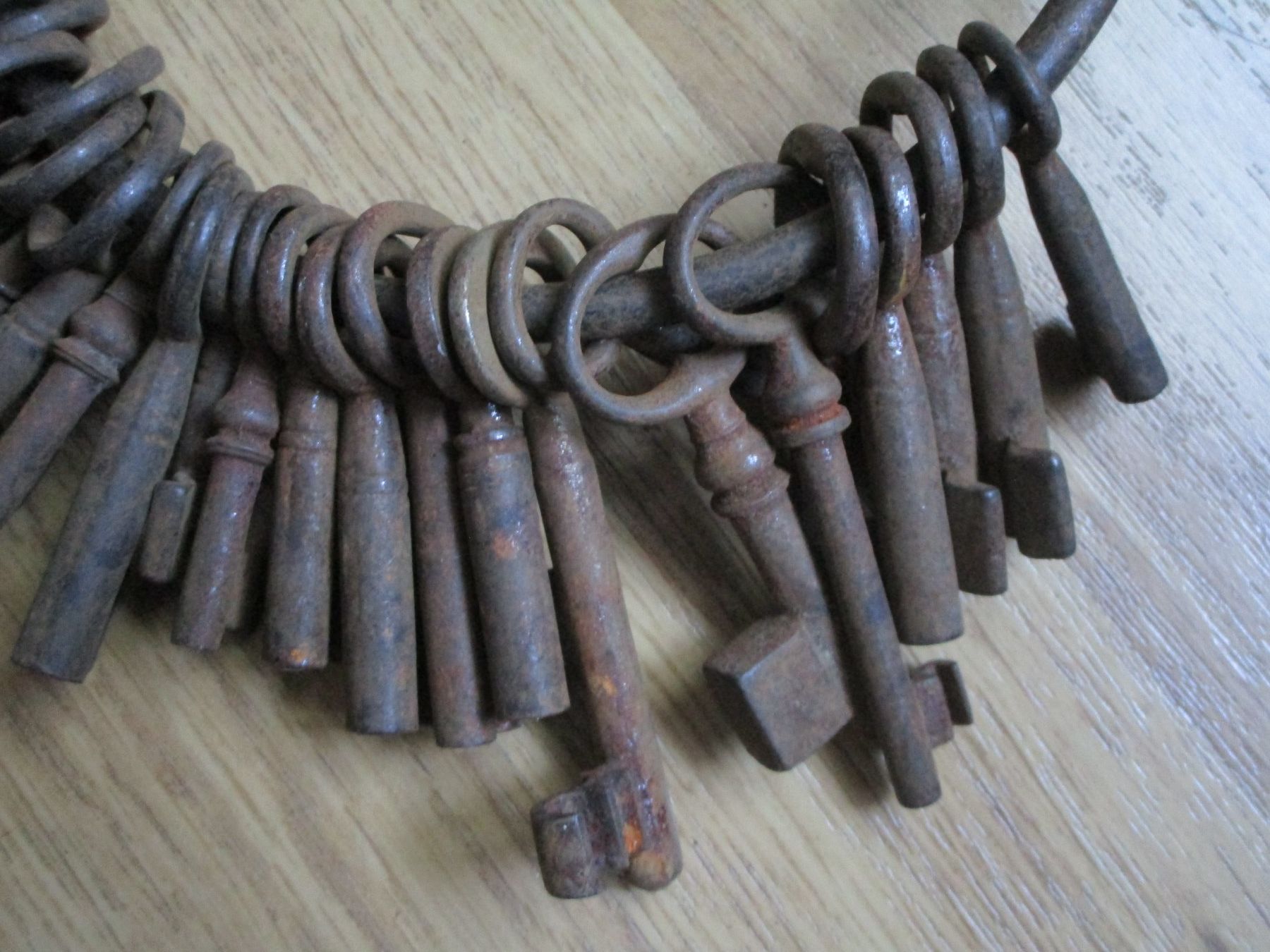 Chiavi: 36 antike Schlüssel – Usato da Heimberg venduto da Lupo57 3